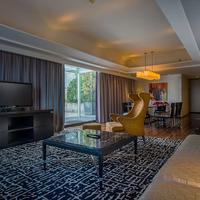 Artotel Ts Suites Surabaya