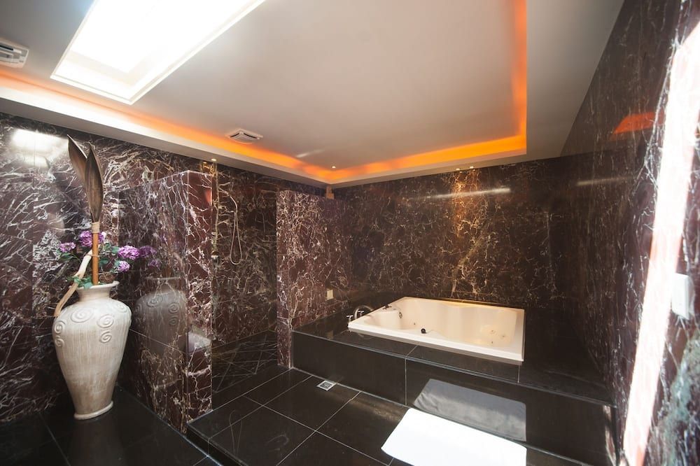 Khác