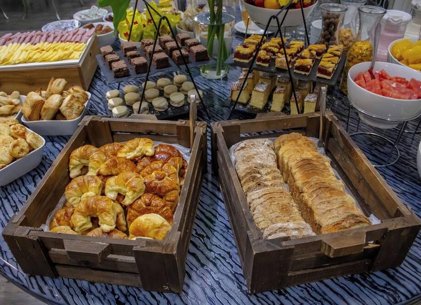Buffet Ảnh
