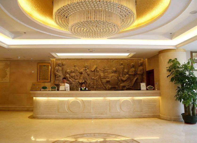 Lễ tân Ảnh