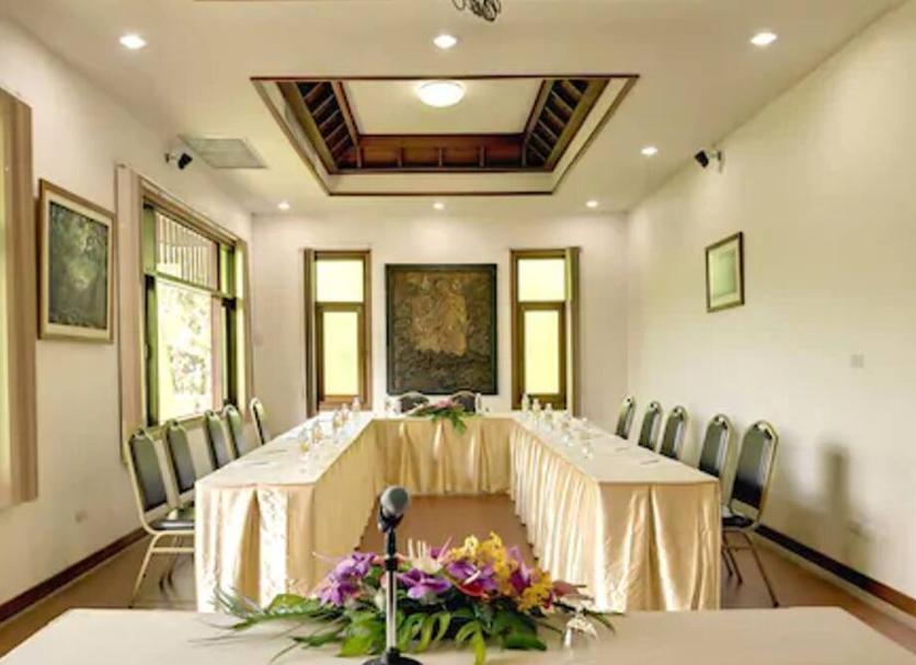 Conference room Ảnh