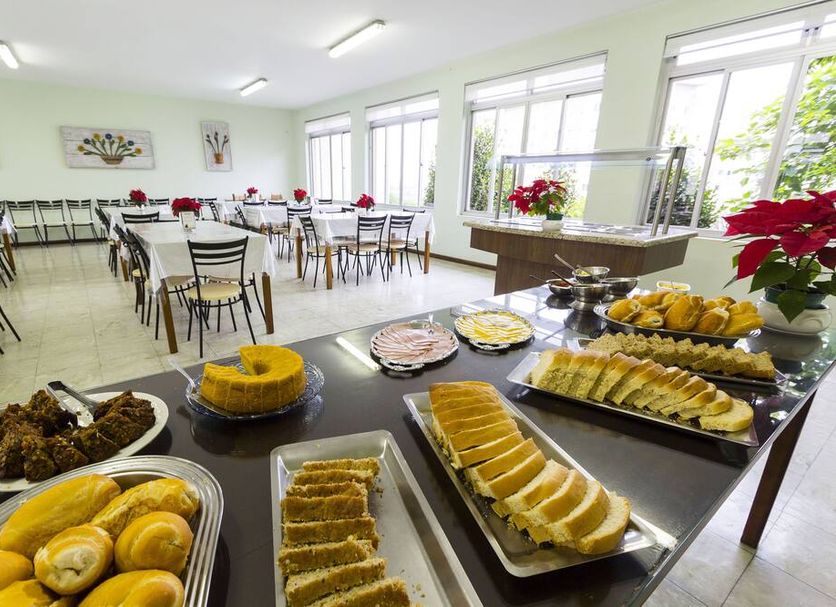 Buffet Ảnh