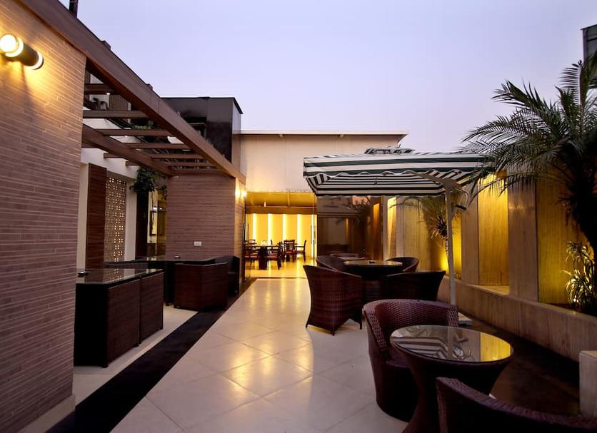 Khác Ảnh