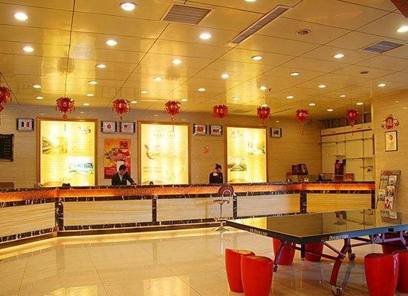 Lễ tân Ảnh