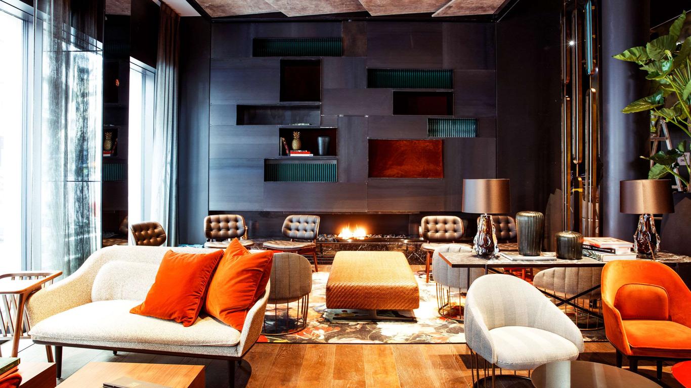 Clarion Hotel The Hub