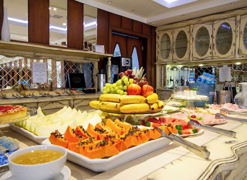 Buffet Ảnh