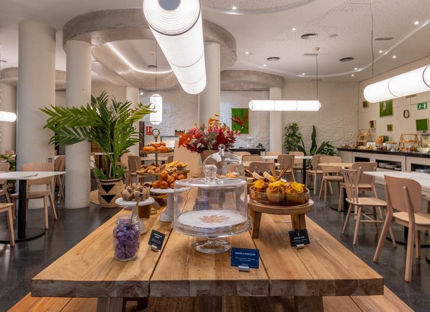 Buffet Ảnh