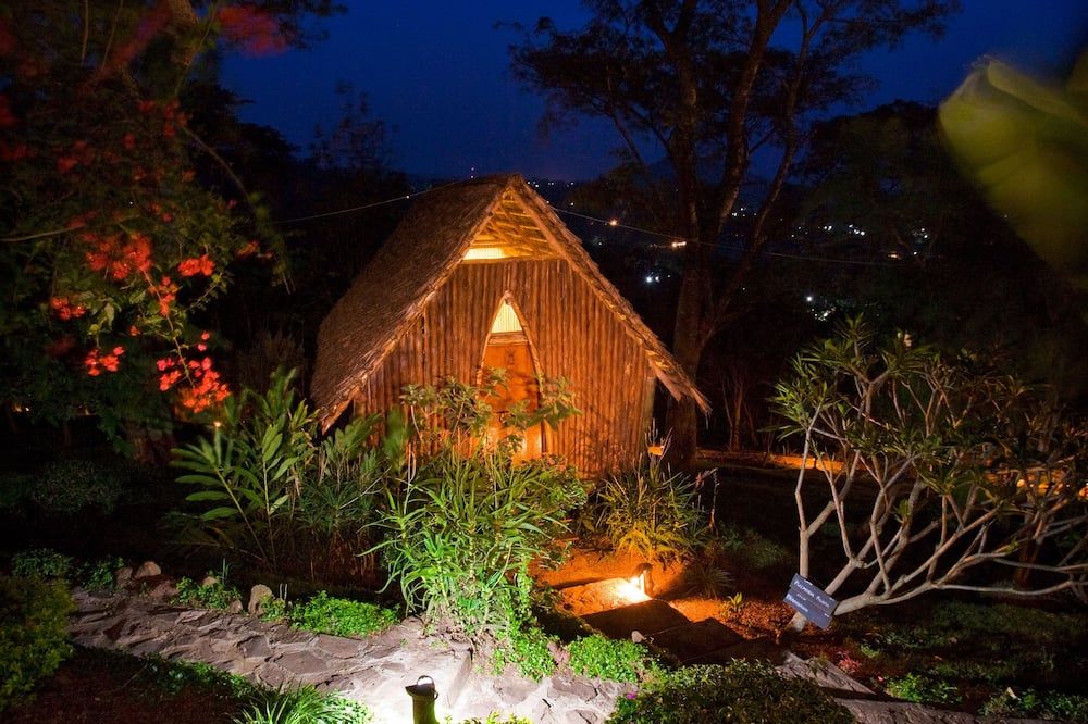 Cảnh ngoài trời