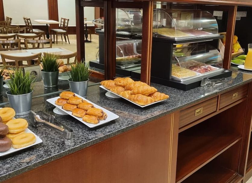 Buffet Ảnh