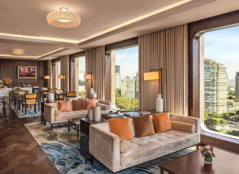 Hôtel des Arts Saigon - MGallery Collection từ 3.477.798 ₫  (8̶.̶8̶7̶9̶.̶2̶5̶3̶ ̶₫̶). Hồ Chí Minh Khách sạn - KAYAK