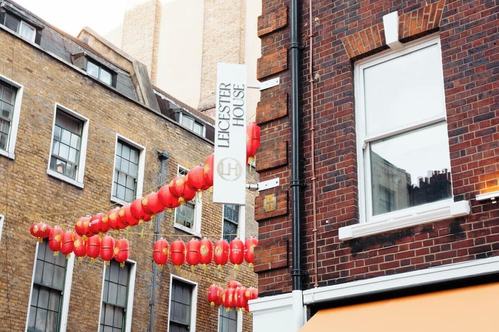 Cảnh ngoài trời