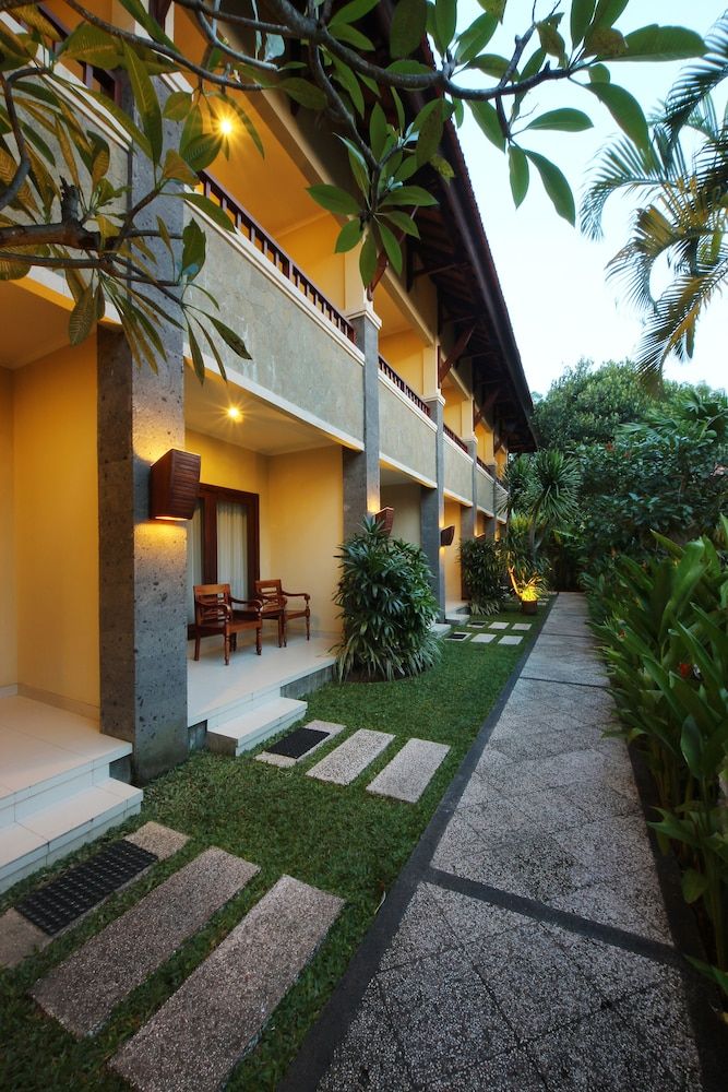 Cảnh ngoài trời