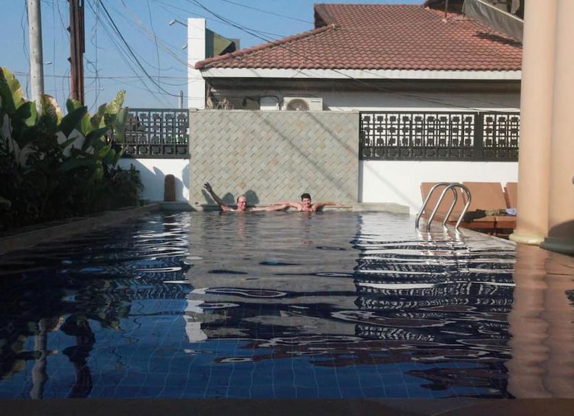 Khác Ảnh