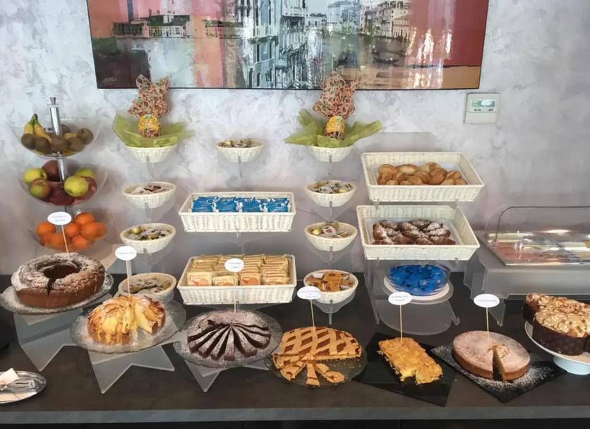 Buffet Ảnh