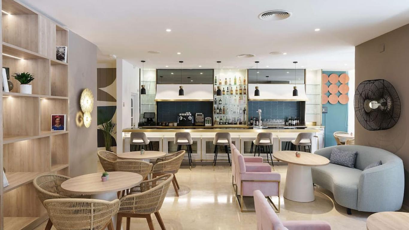 Hotel Costa Málaga by Pierre Vacances (adults recommended)