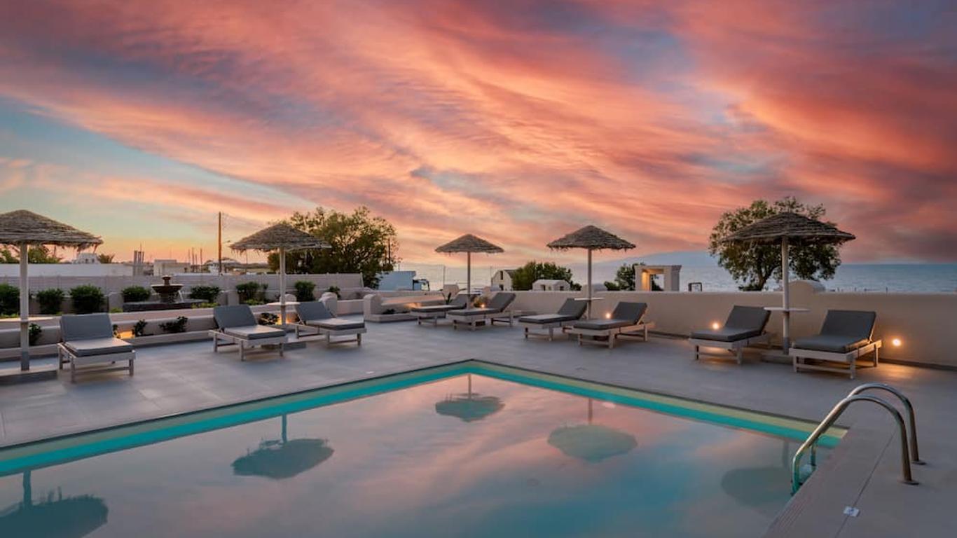 En Plo Boutique Suites Oia Santorini