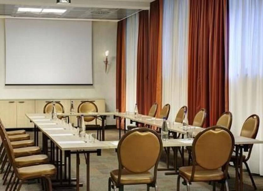 Conference room Ảnh
