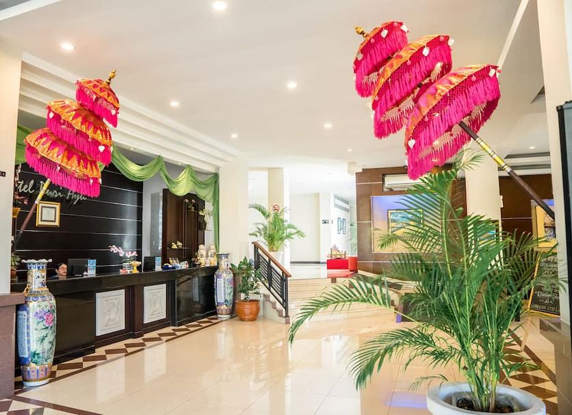 Lễ tân Ảnh