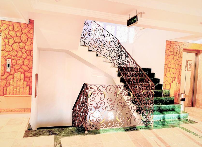 Khác Ảnh