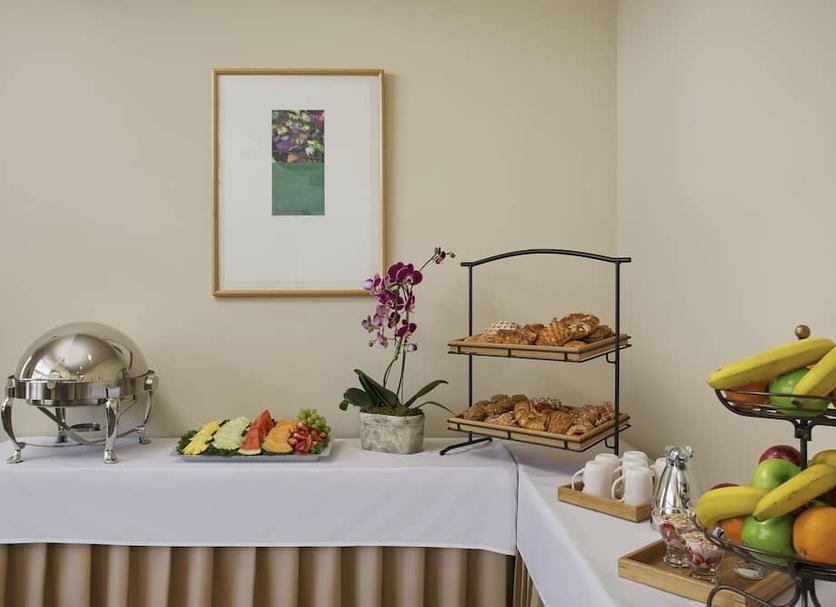 Buffet Ảnh