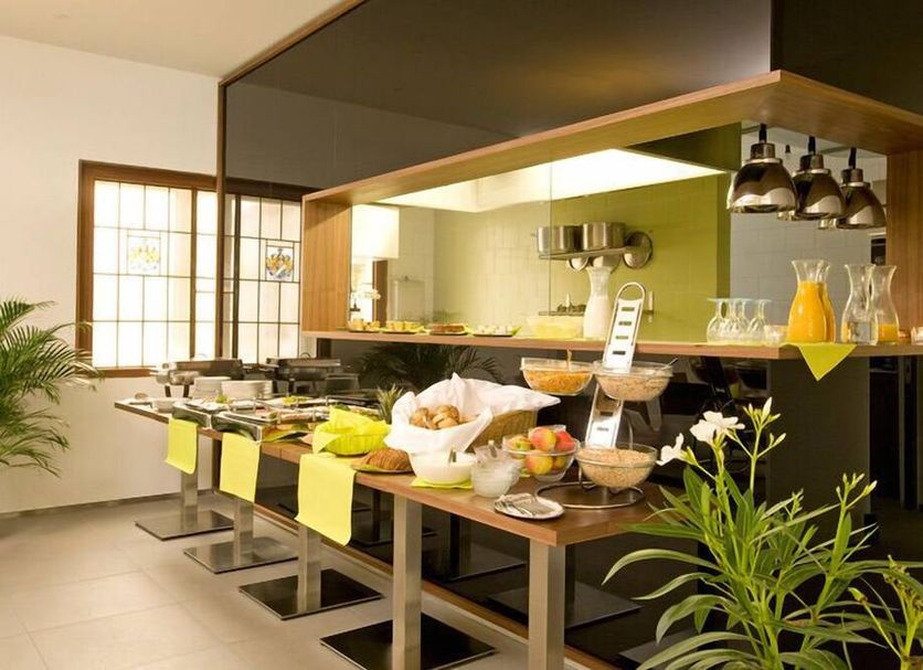Buffet Ảnh