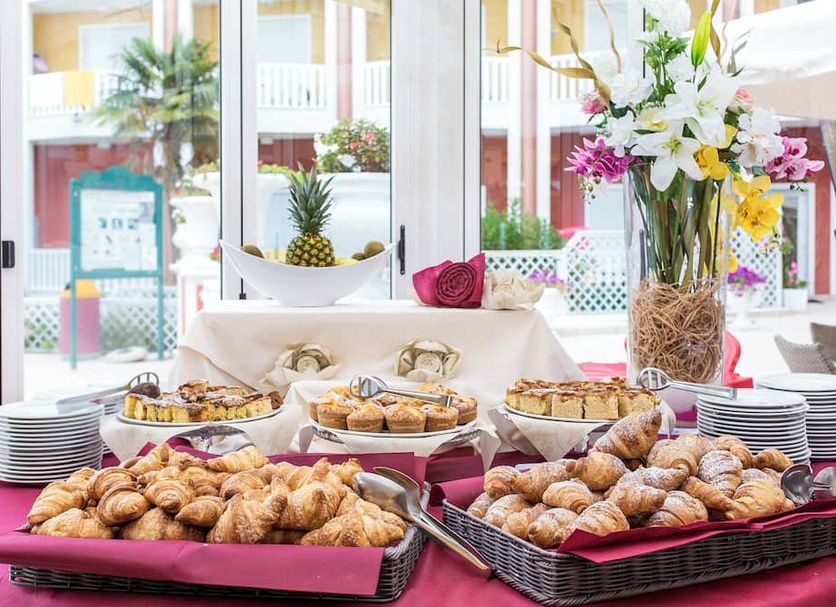 Buffet Ảnh