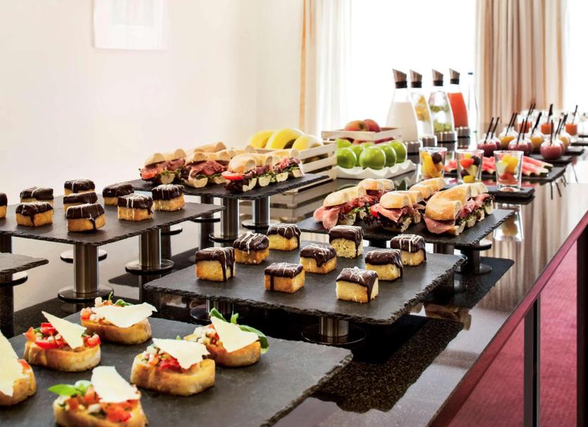 Buffet Ảnh