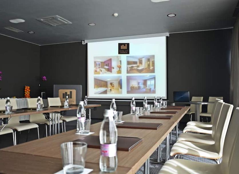 Conference room Ảnh
