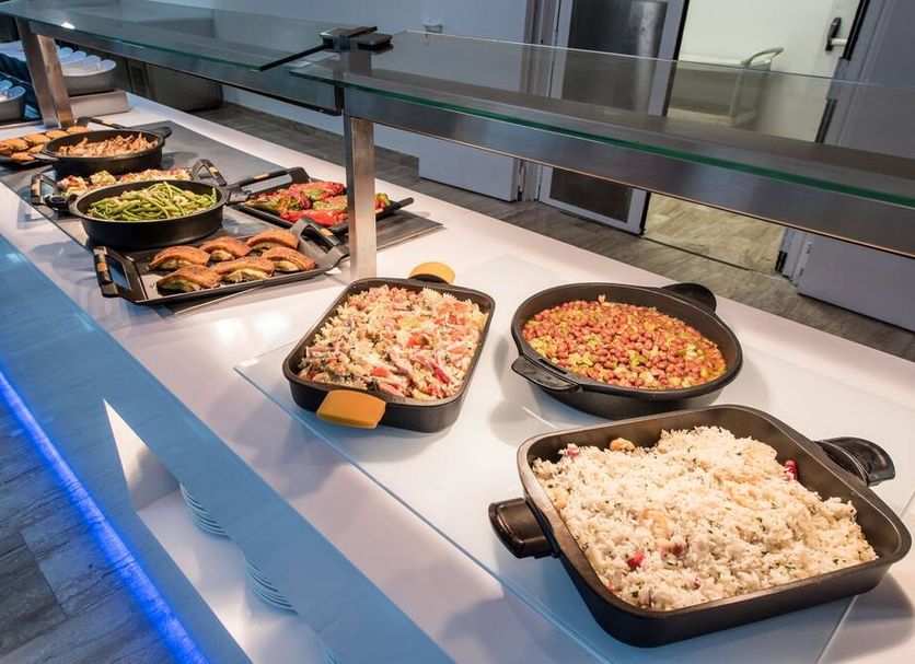 Buffet Ảnh