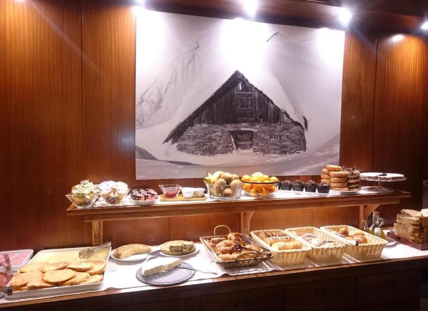 Buffet Ảnh