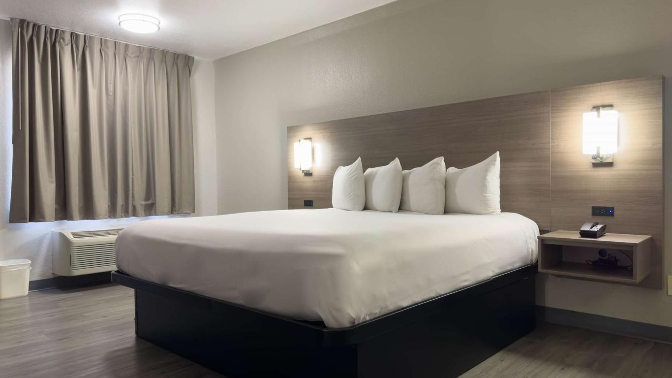 Americas Best Value Inn Austin