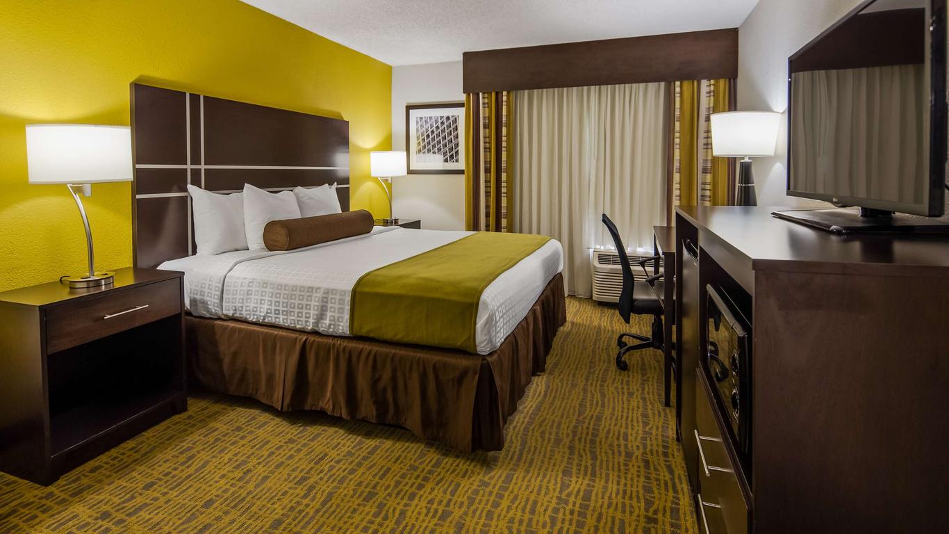 Best Western Plus Hanes Mall Hotel