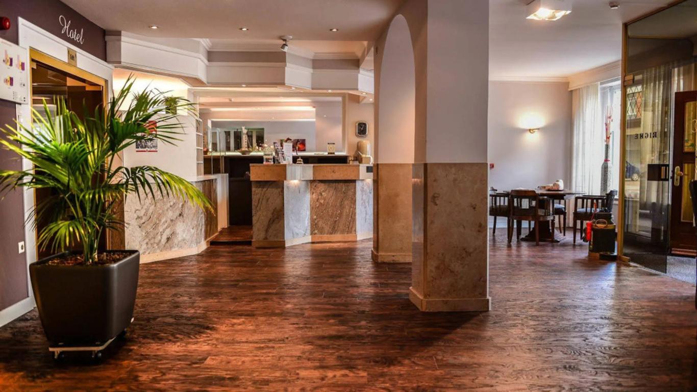 Hotel Riche