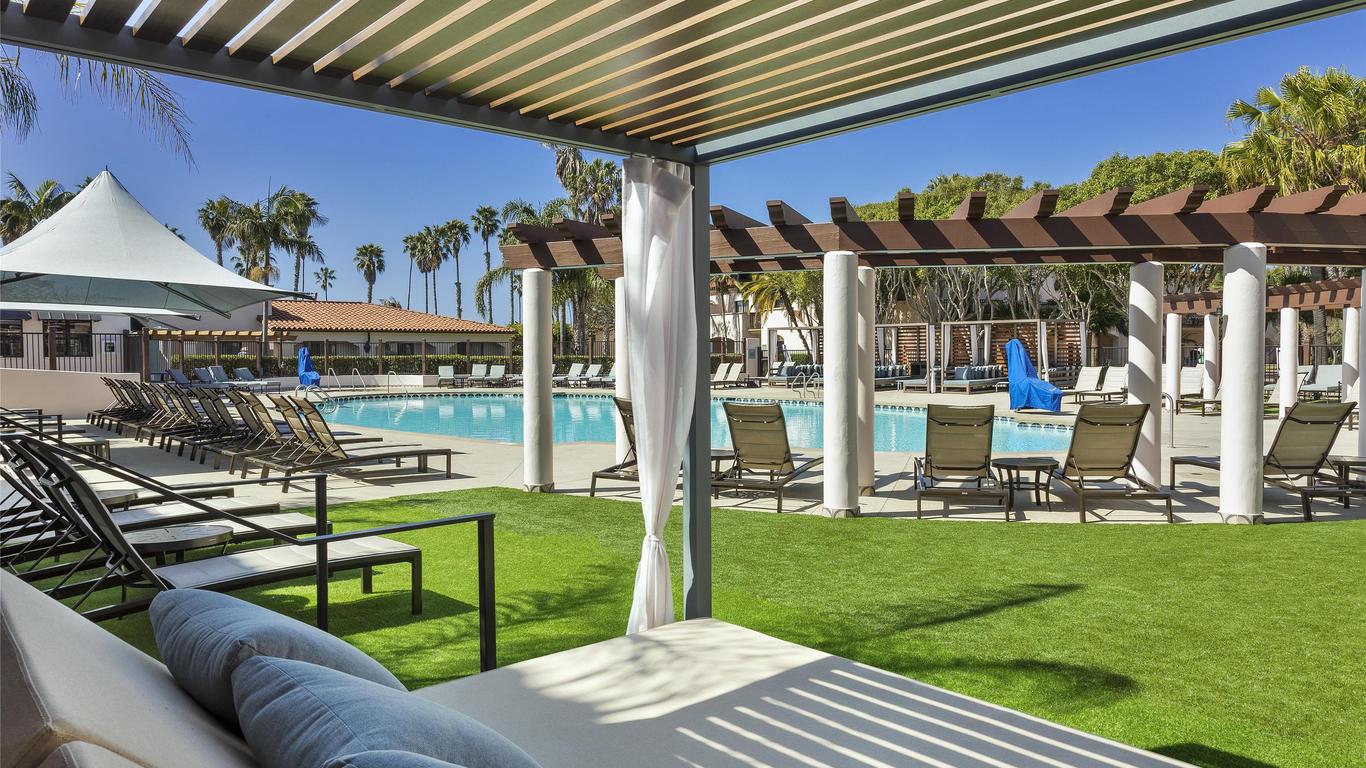 Hilton Santa Barbara Beachfront Resort