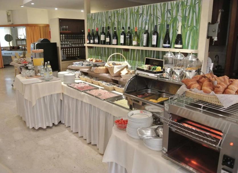 Buffet Ảnh