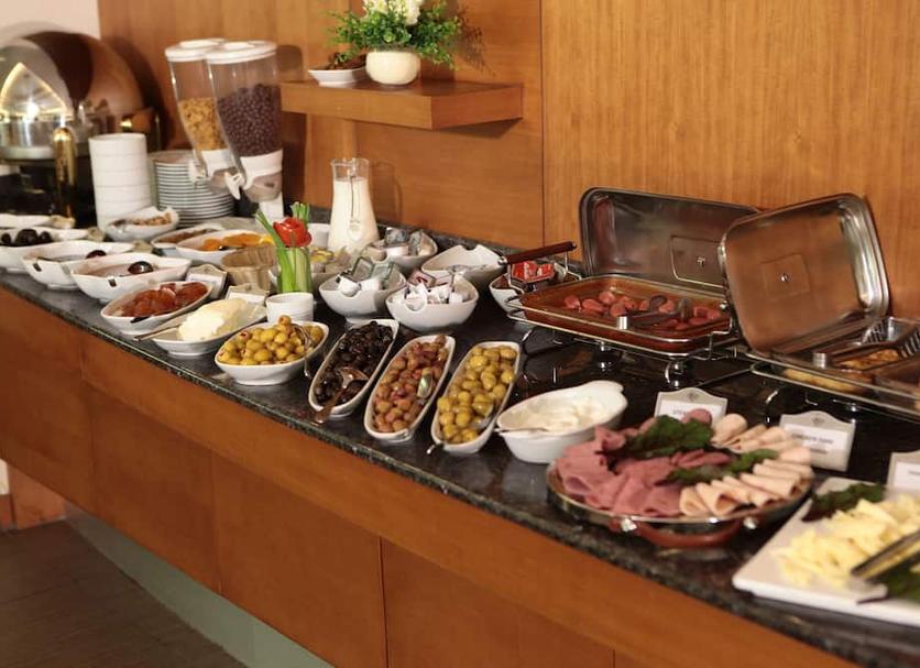 Buffet Ảnh