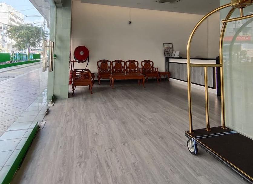 Lễ tân Ảnh