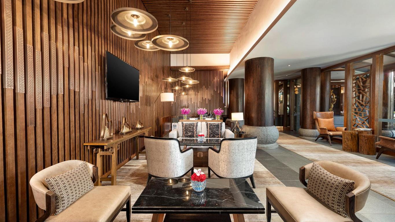 Intercontinental Lijiang Ancient Town Resort By IHG
