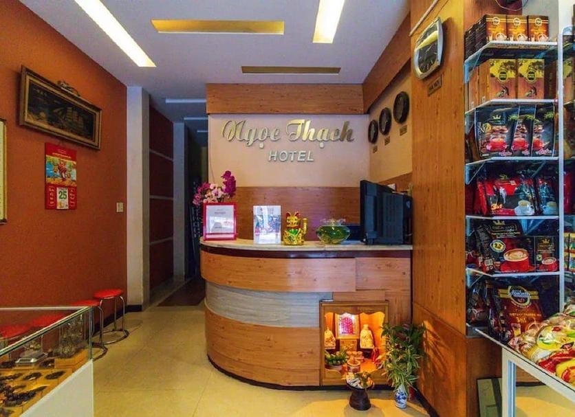 Lễ tân Ảnh