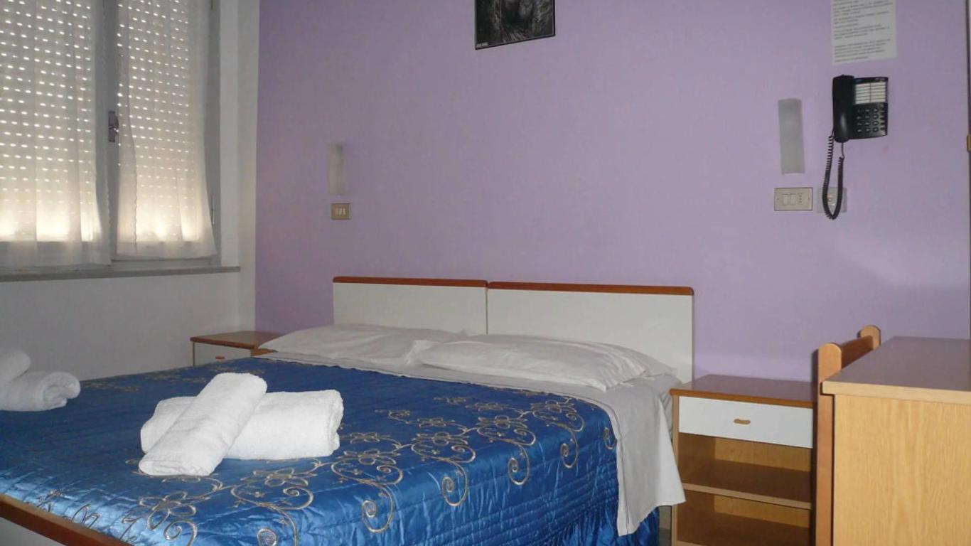 Hotel Pigalle