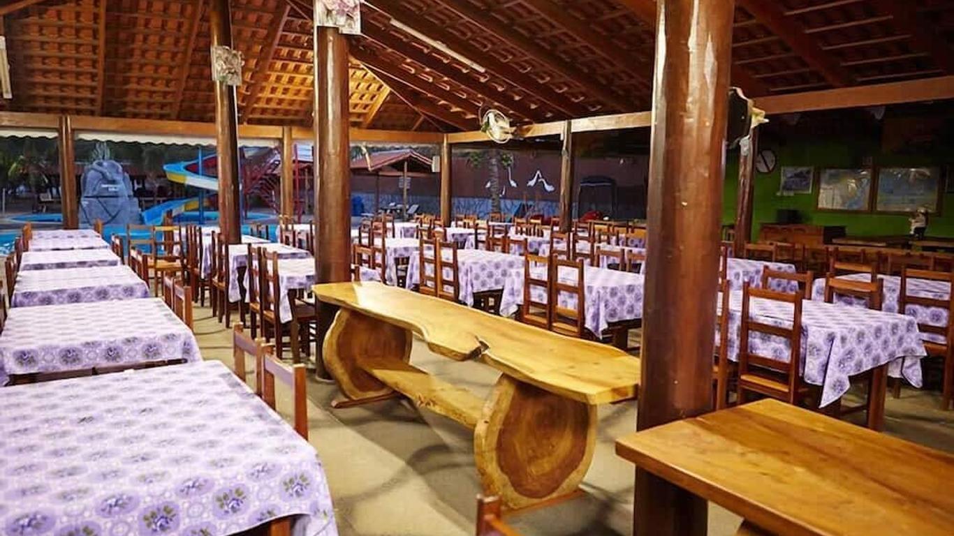Camping Clube e Pousada Novilha de Ouro