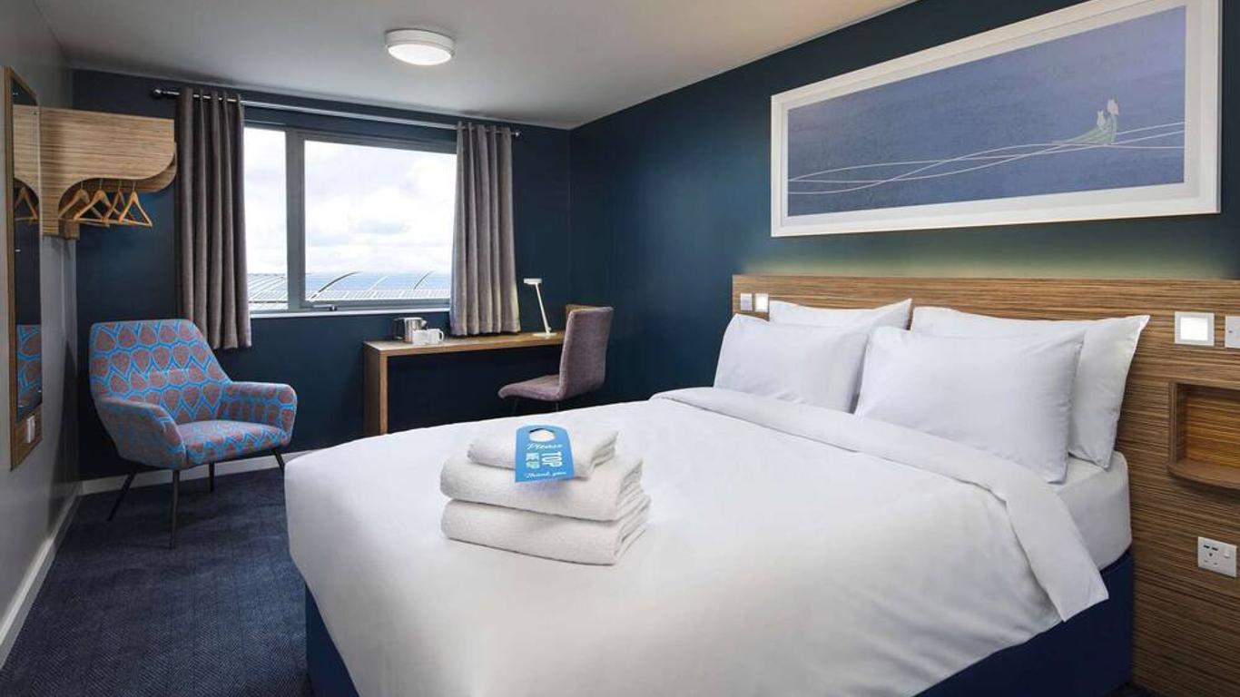 Travelodge Bath Waterside