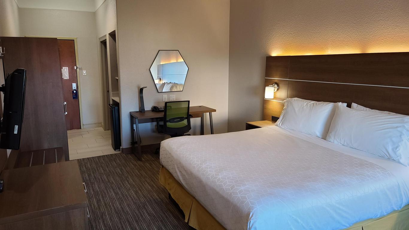 Holiday Inn Express Hotel & Suites Galveston West-Seawall, An IHG Hotel