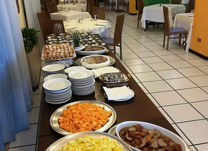 Buffet Ảnh