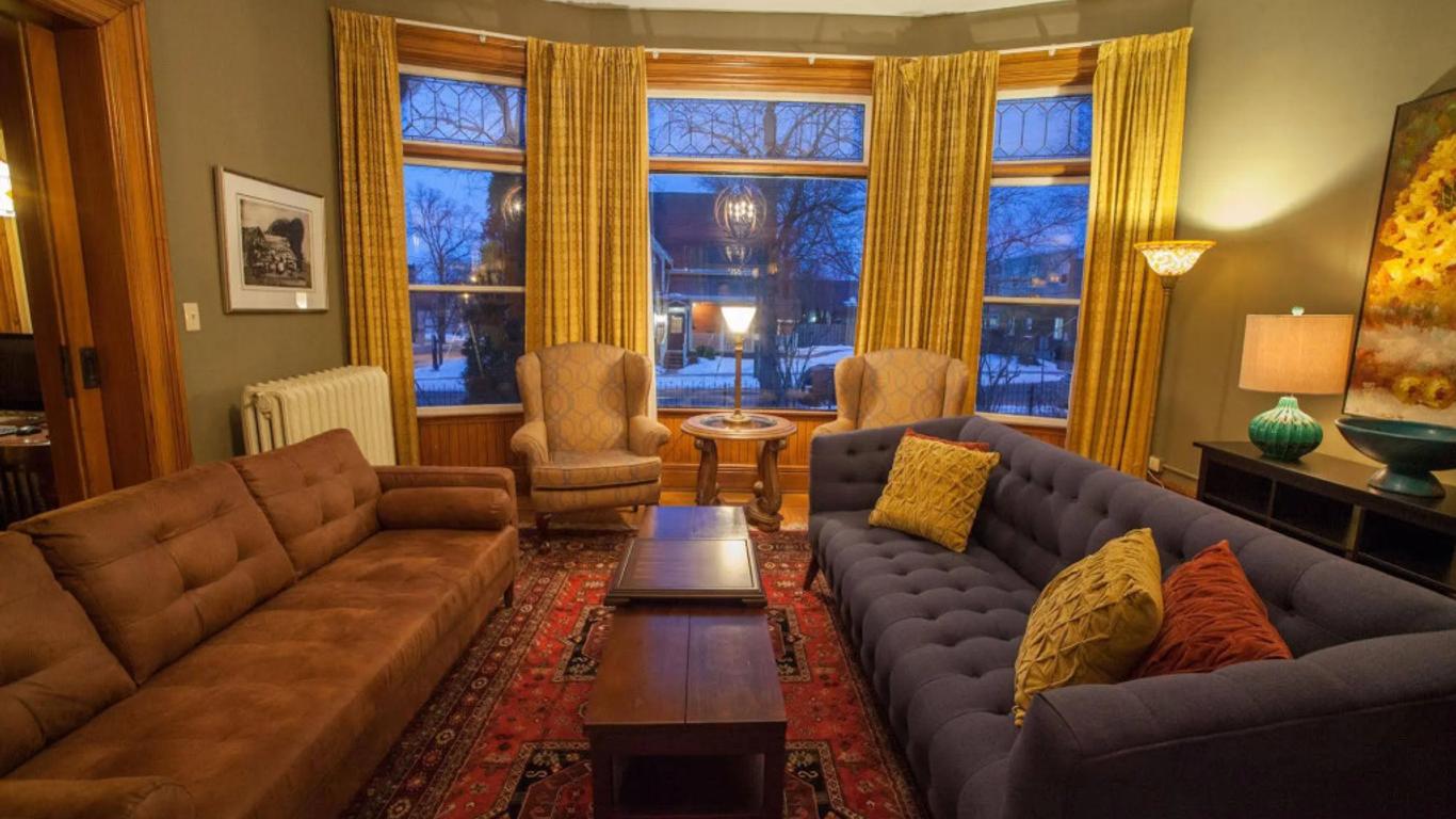 The Hillhurst Inn