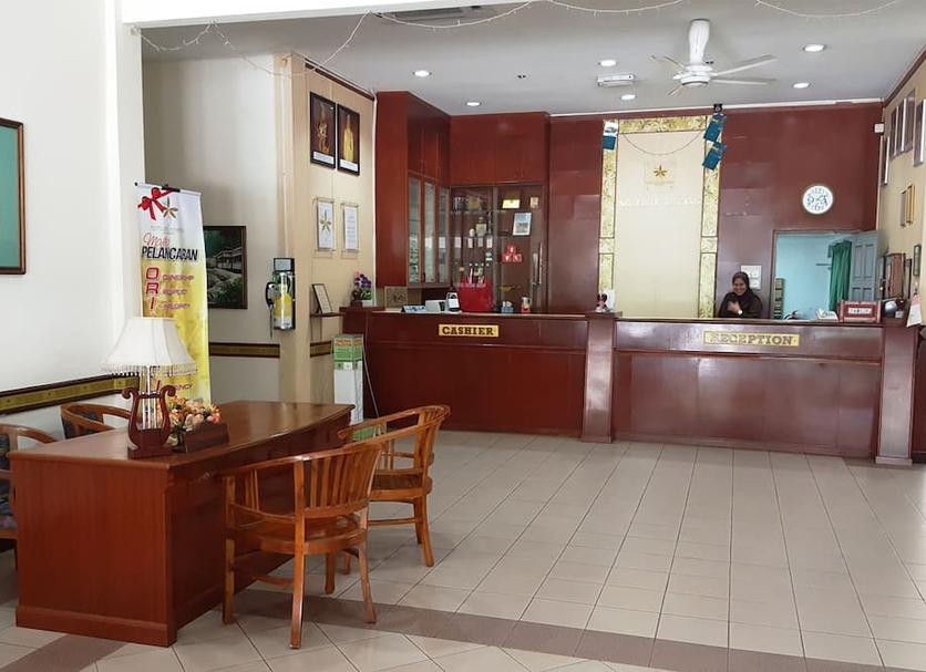 Lễ tân Ảnh