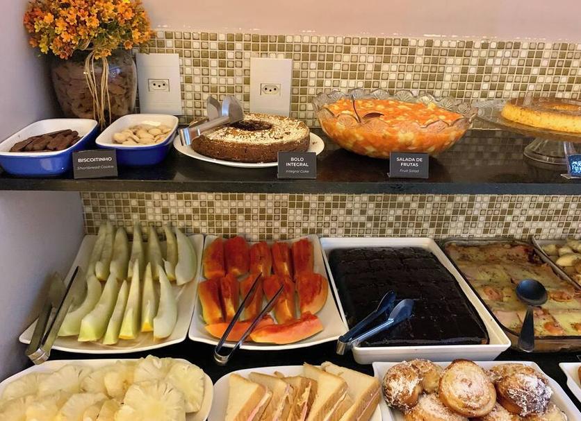 Buffet Ảnh