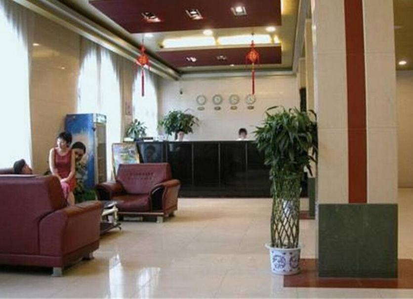 Lễ tân Ảnh