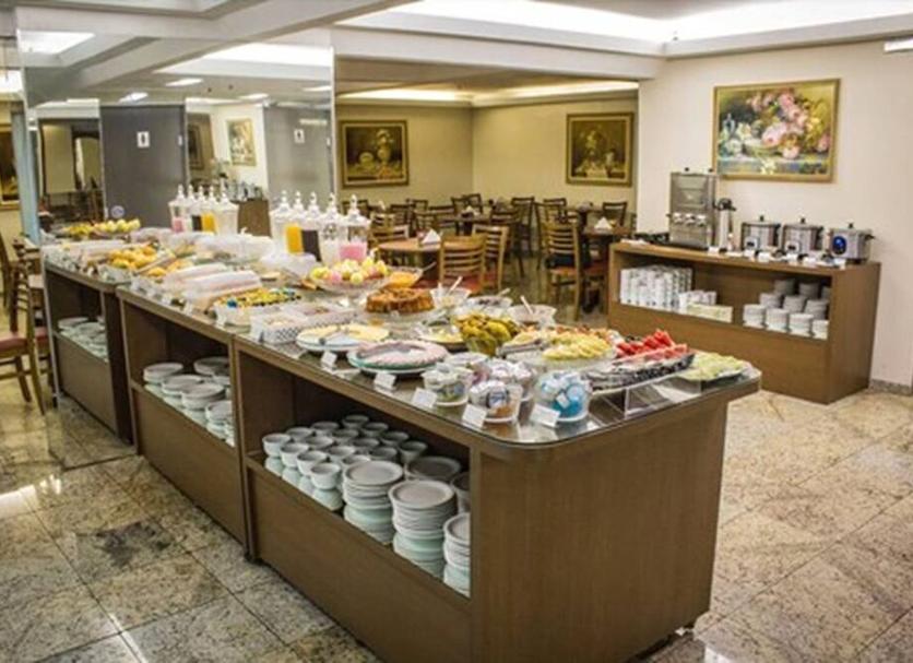 Buffet Ảnh