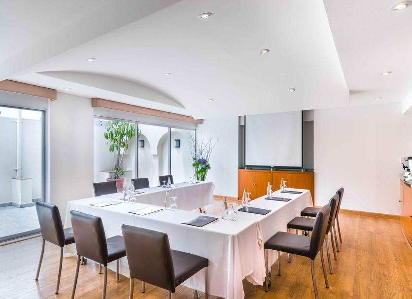 Conference room Ảnh